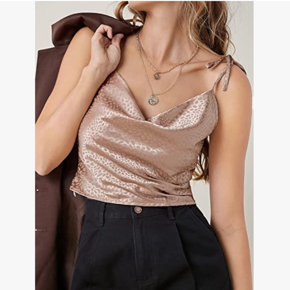 NWOT Cowl Neck Cheetah Tank Top - Picture 4 of 7